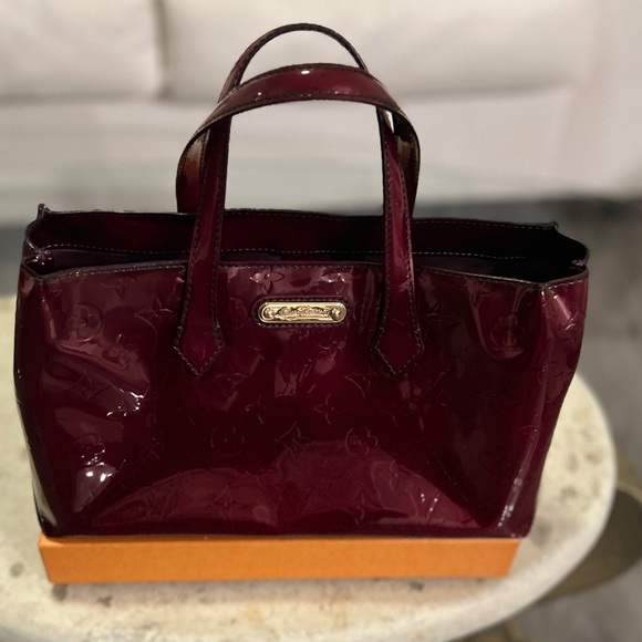 LOUIS VUITTON Vernis Wilshire PM - Picture 4 of 15